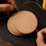 Coaster Set Kit, bliver syet i hånden