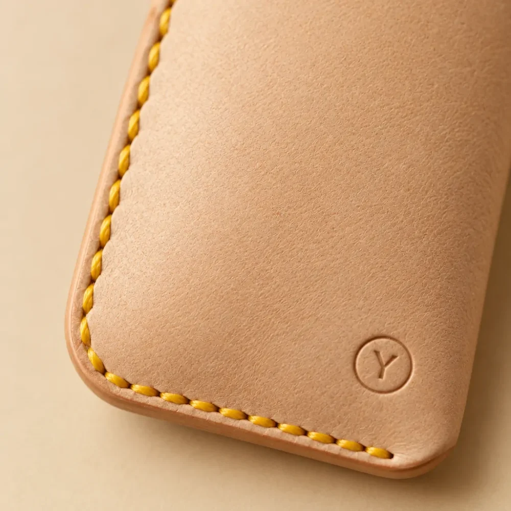 Glasses Case Kit, close-up af syning og finish