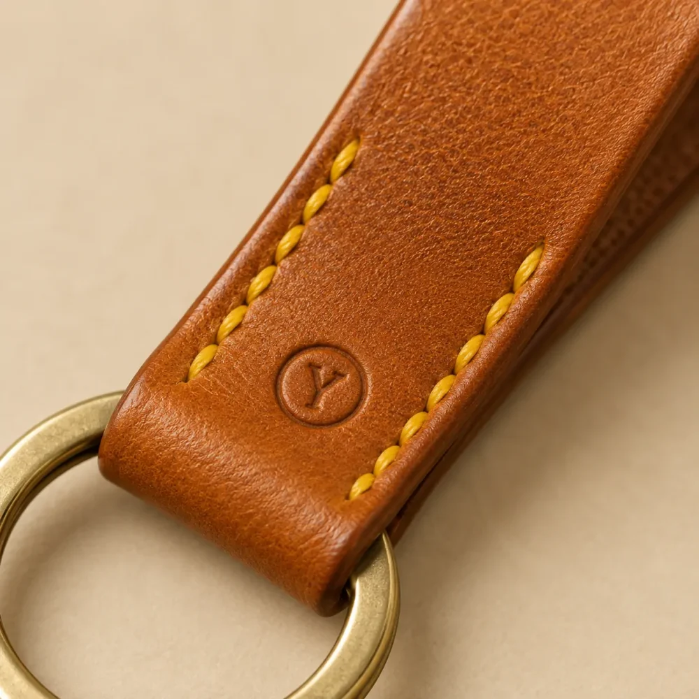 Key Fob Loop Kit, dettaglio della cucitura e della finitura